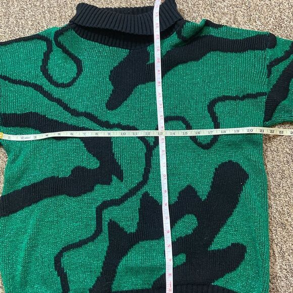 Vintage 89s Funky Green and Black Patterned Women’s Sweater Size Approximate ML - Picture 4 of 9
